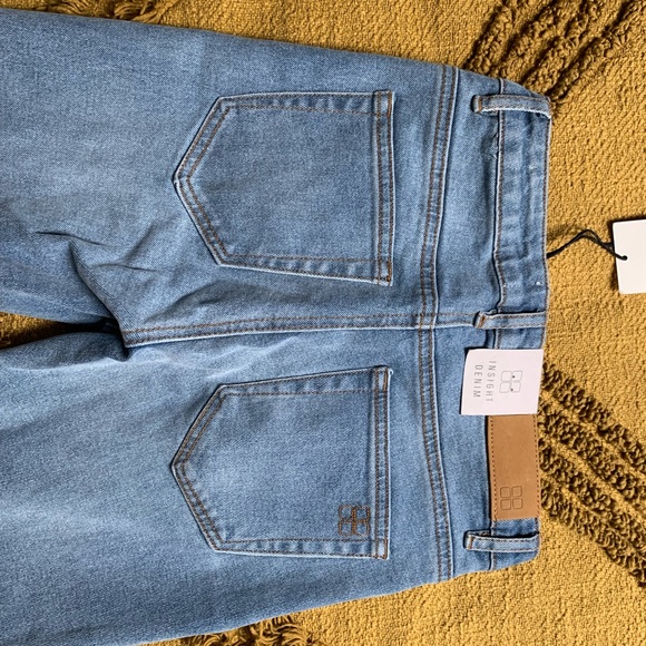 NWT Insight high rise jeans with knee rips - Picture 3 of 11